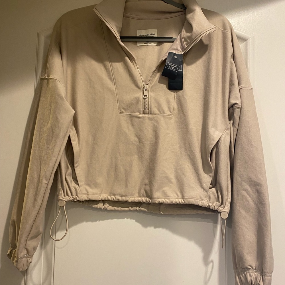 Abercrombie NWT Cinched Contour Half Zip XS